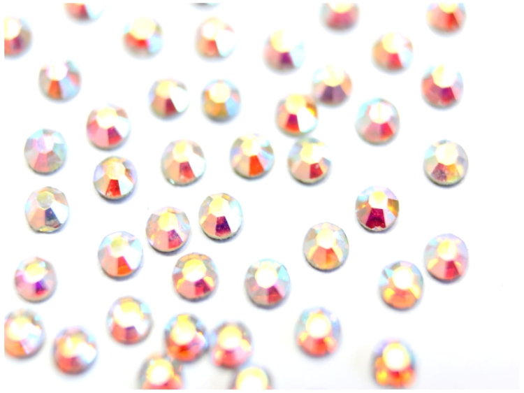 CYRKONIE SWAROVSKI 100SZT ROZMIAR SS3 - OPALIZUJĄCE