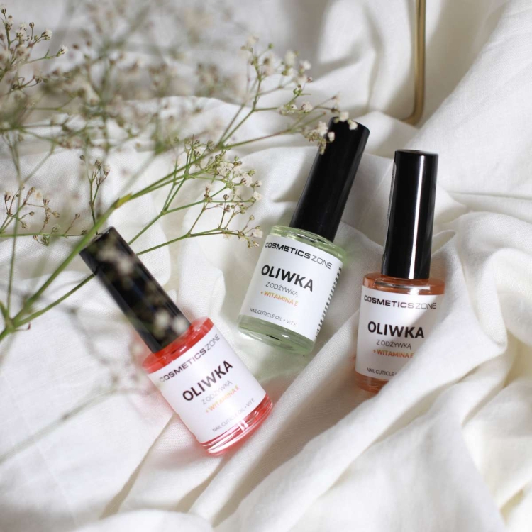 Zapachowe oliwki z pędzelkiem Cosmetics Zone