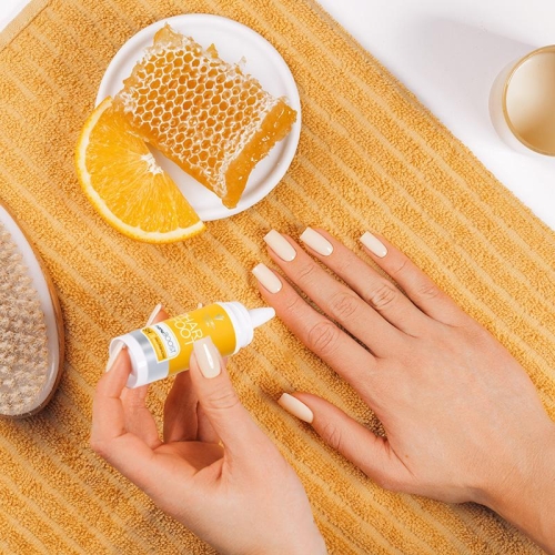 Pharm Foot manuBOOST 15ml Serum odżywczo-naprawcze z ekstraktem z miodu manuka i mleczkiem pszczelim
