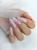 Brokatowa baza żelowa Gelly Be Cosmetics Zone HEMA & TPO FREE na długich migdałowych paznokciach z efektem glow i złotymi drobinkami. wykonanie Monika Polkowska
